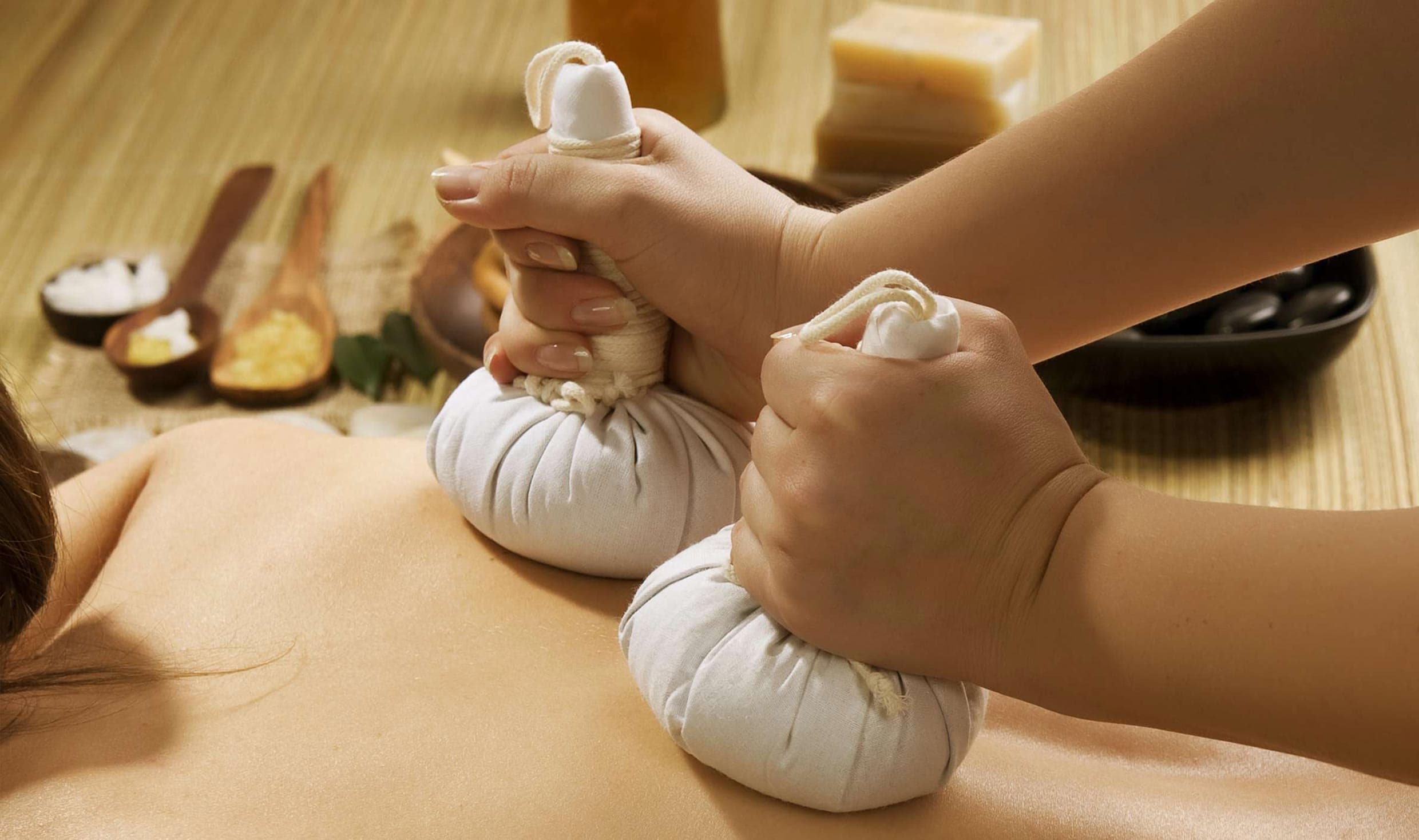 पंचकर्म शोधन - Ayurvedic Potli Therapy